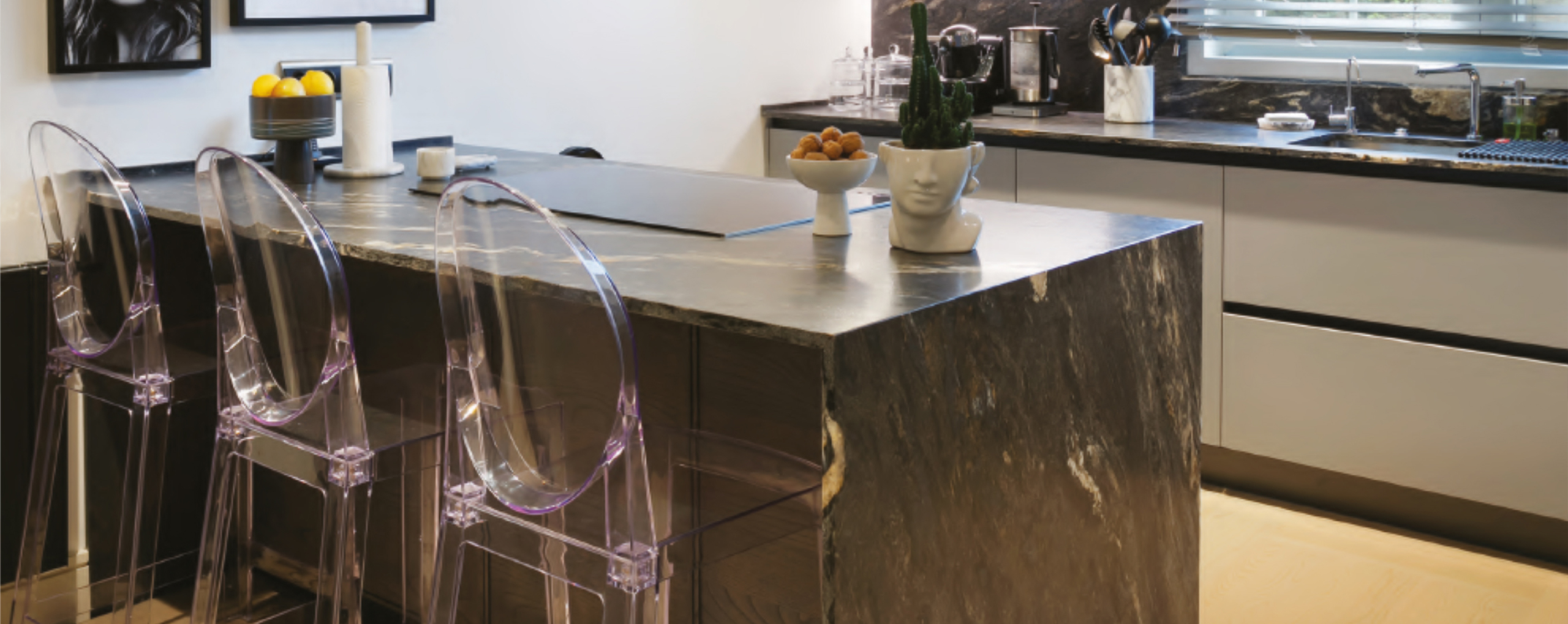 PRIVATE RESIDENCE PROJECT / 15